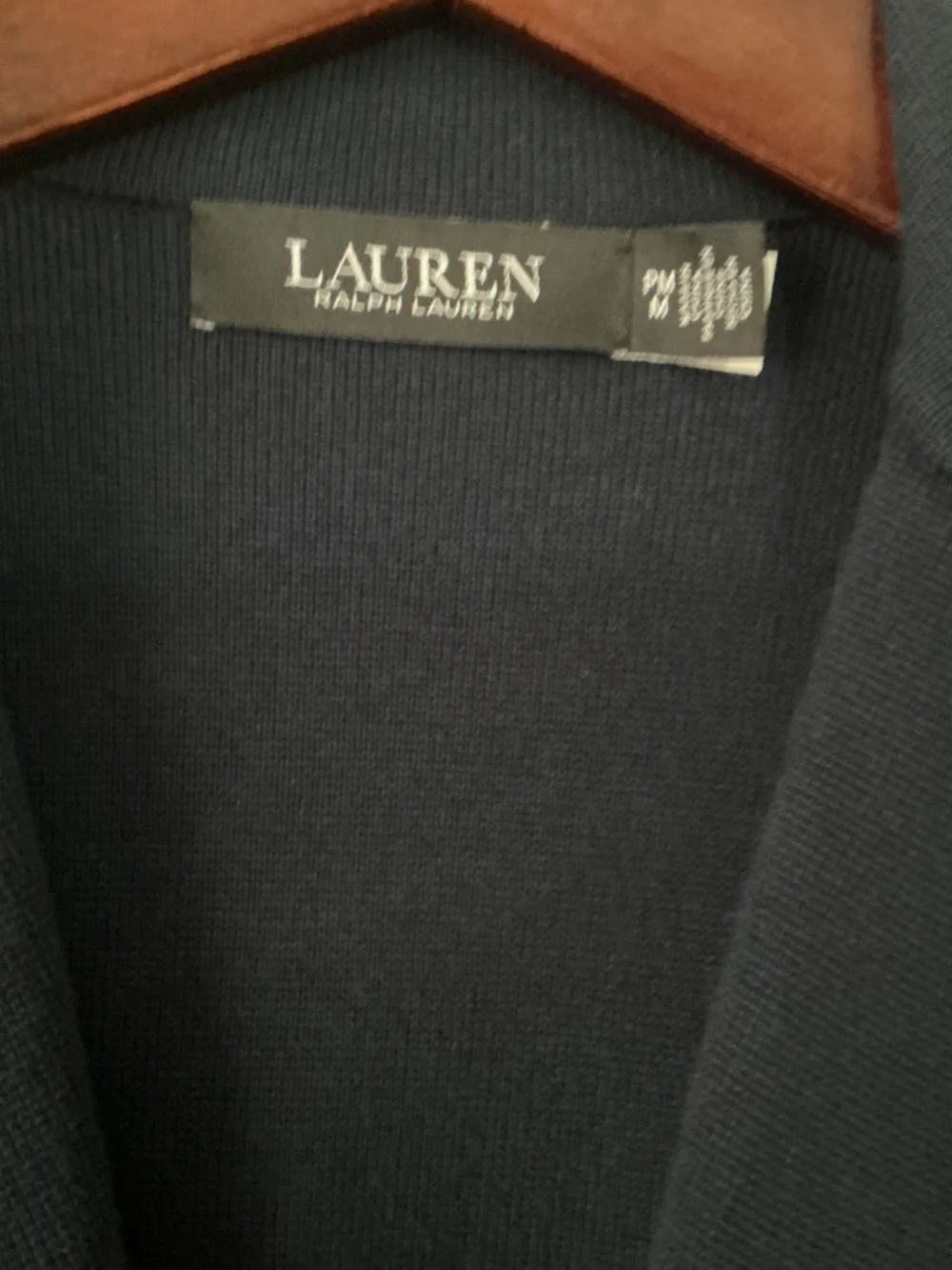 Beautiful Classic Lauren Ralph Lauren Navy Sweater Blazer w/ 3 gold buttons PM - Picture 5 of 8